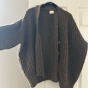 Babaa No 19 Cardigan in Oak